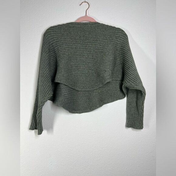 HaveOne Light Olive Chunky Knit Sweater One size made in Italy - Picture 2 of 10